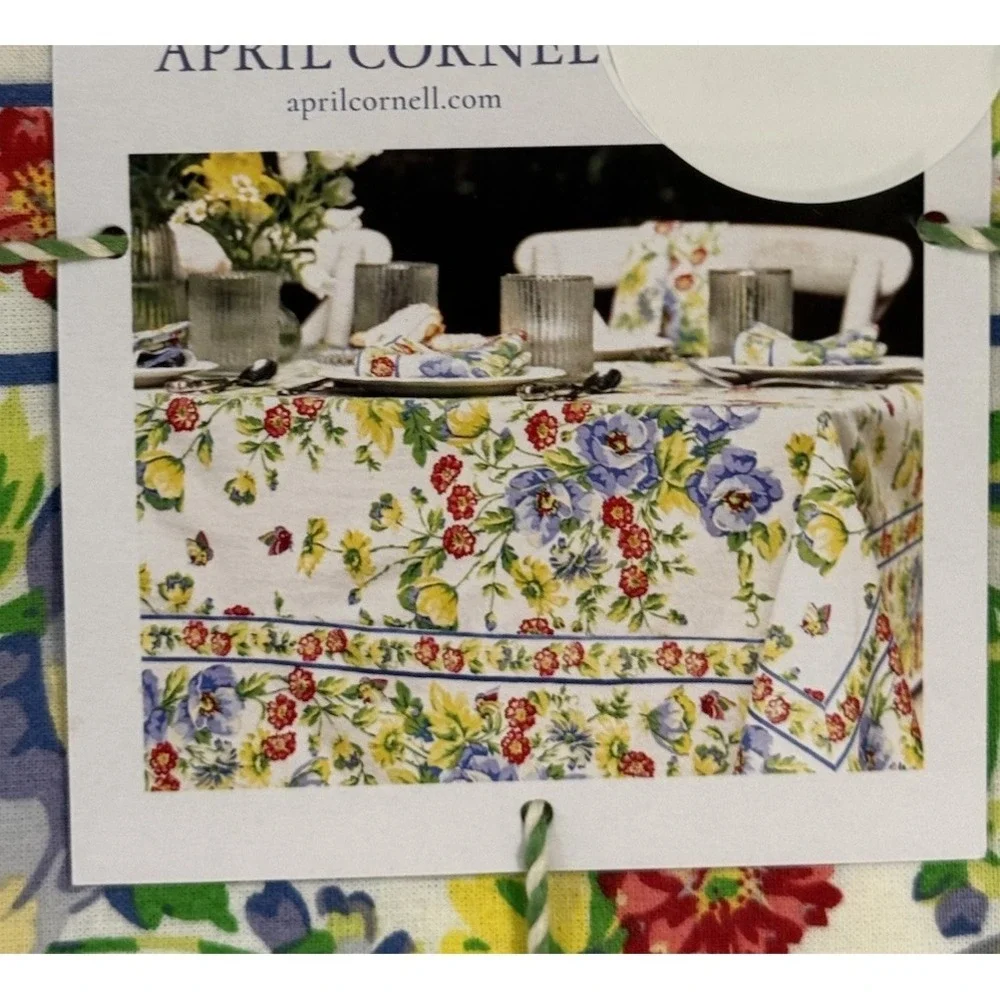 BEAUTIFUL NEW! April Cornell Tablecloth 70